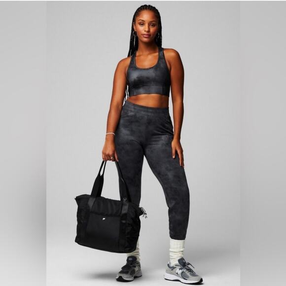 Fabletics Everyday Tote Gym Workout Bag Black - Picture 3 of 12